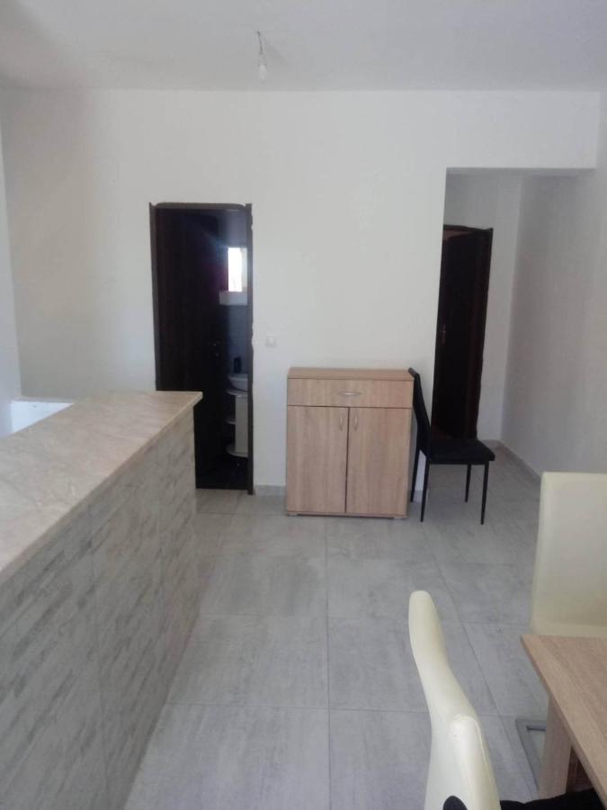 Apartmani Ketryn Crikvenica Exteriör bild